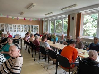 Posedenie s jubilantmi