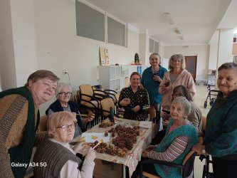 Príprava vianočných ozdôb