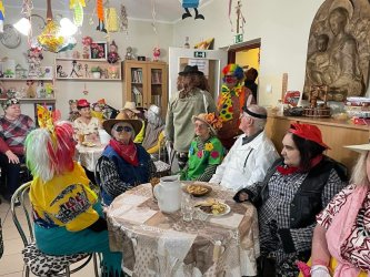 Priateľstvo, hudba a smiech na maškarnom plese v Novej Bašte